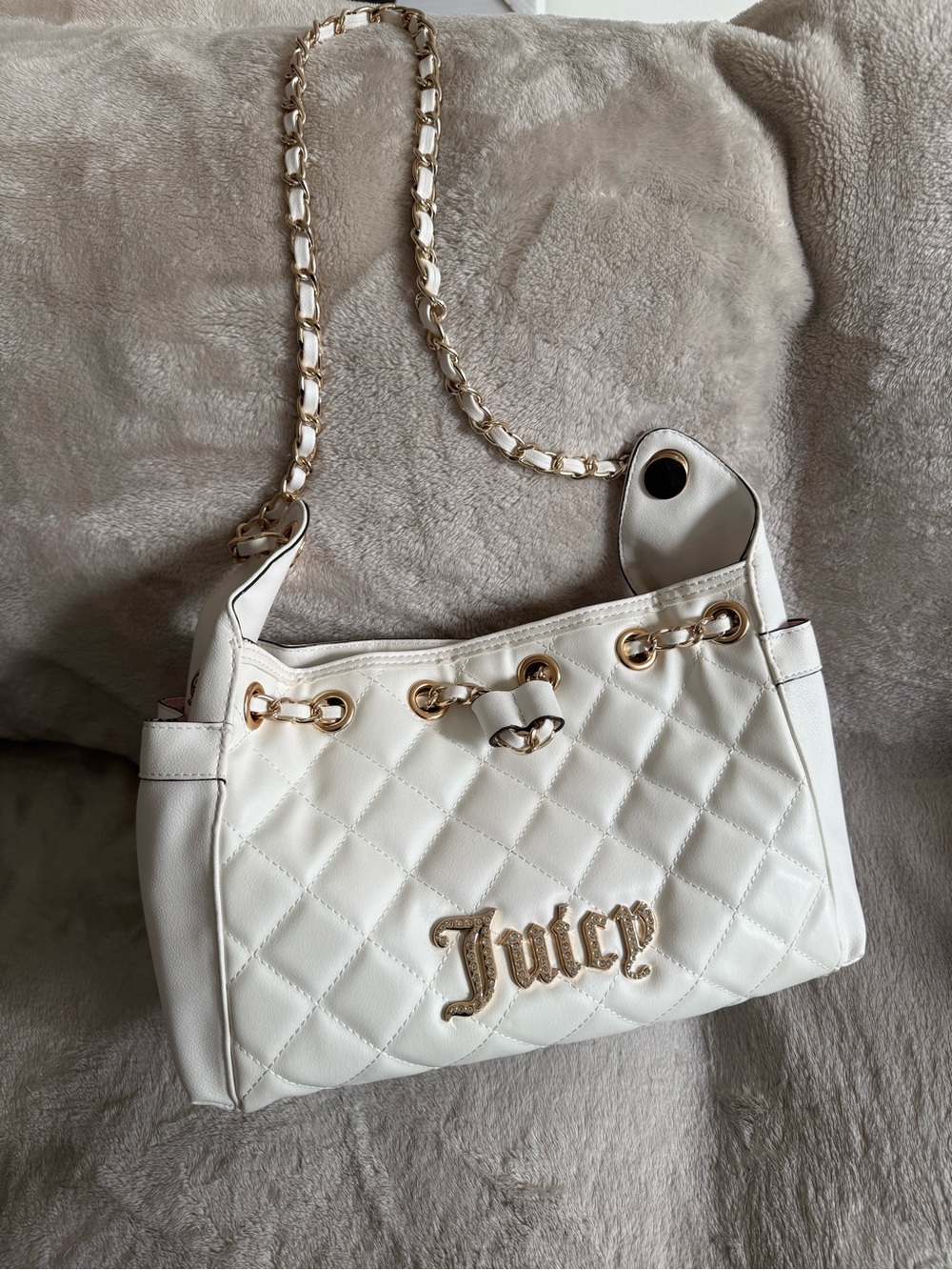 Juicy Couture White Quilted Shoulder Bag with Gold Hardware